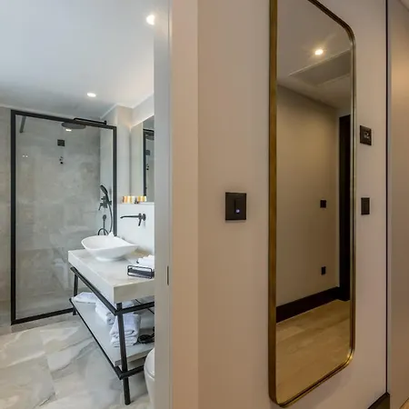 Отель Cora Сплит