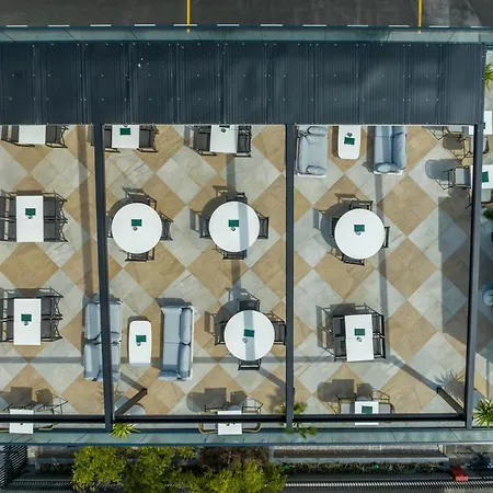 Cora Отель Сплит