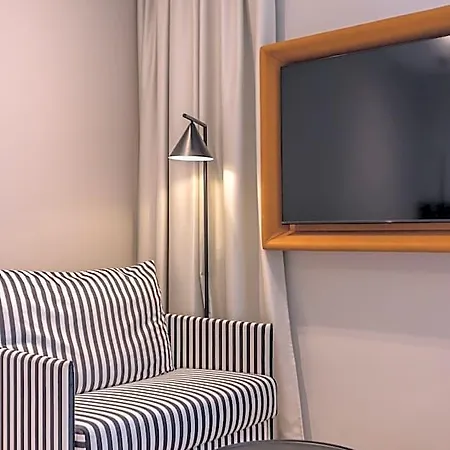 Cora Hotel 4*